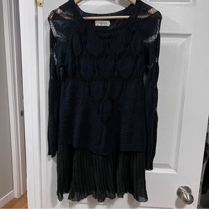 Simply Couture knit long sleeve top